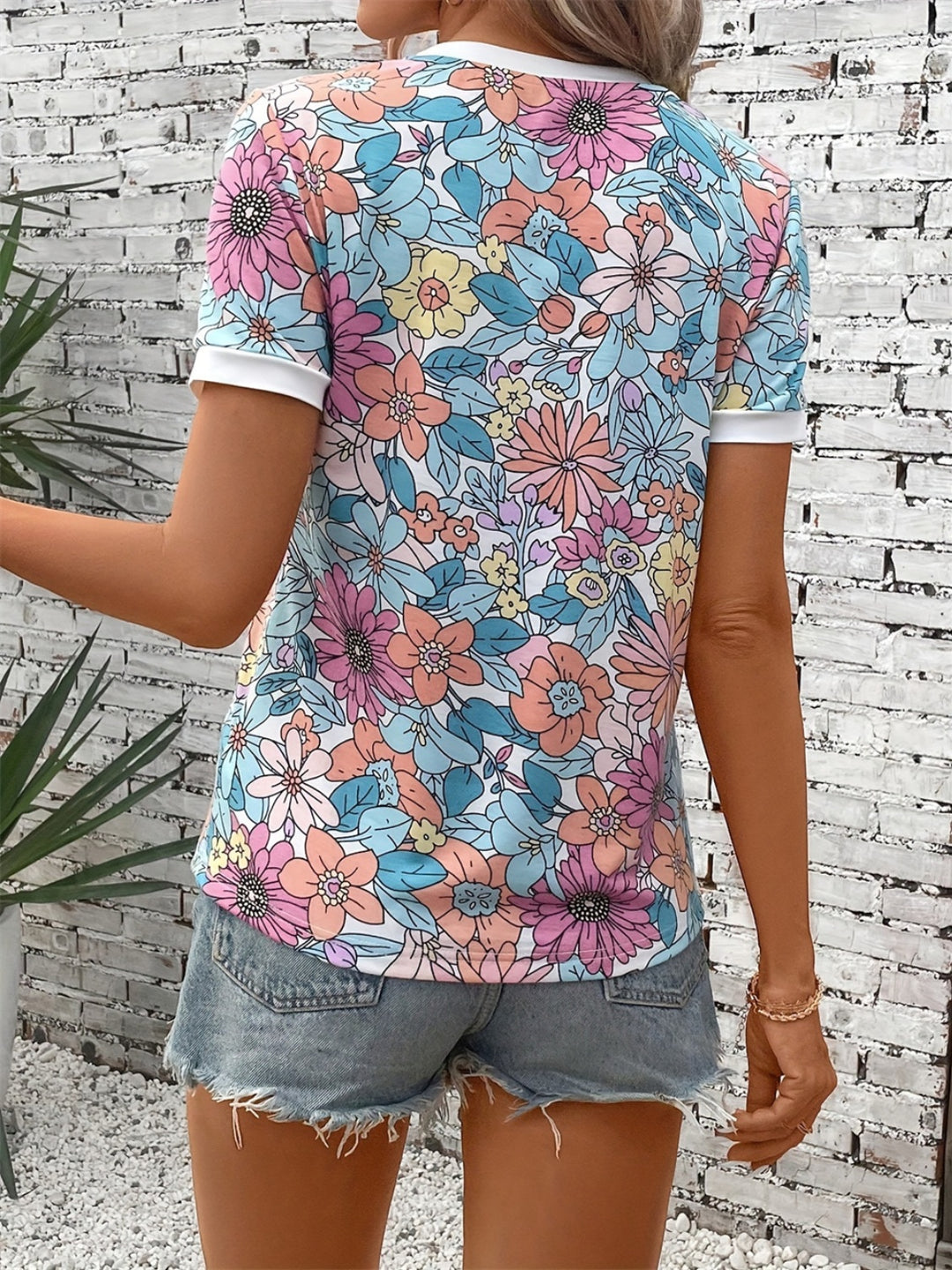 Floral Round Neck Short Sleeve T-Shirt