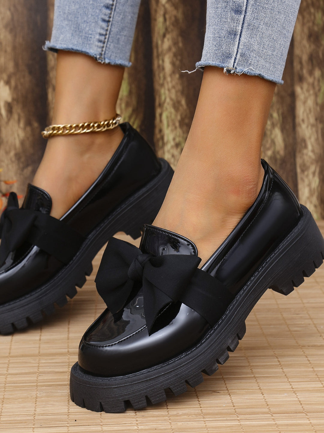 Bow PU Leather Round Toe Loafers