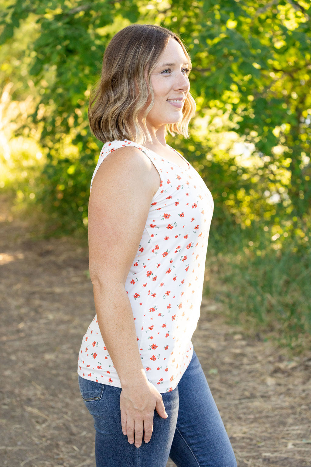 IN STOCK Luxe Crew Tank - Micro Ivory Floral