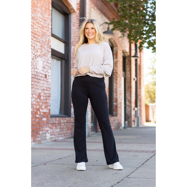 * OW Flare leggings - 27" Black Bootcut Leggings