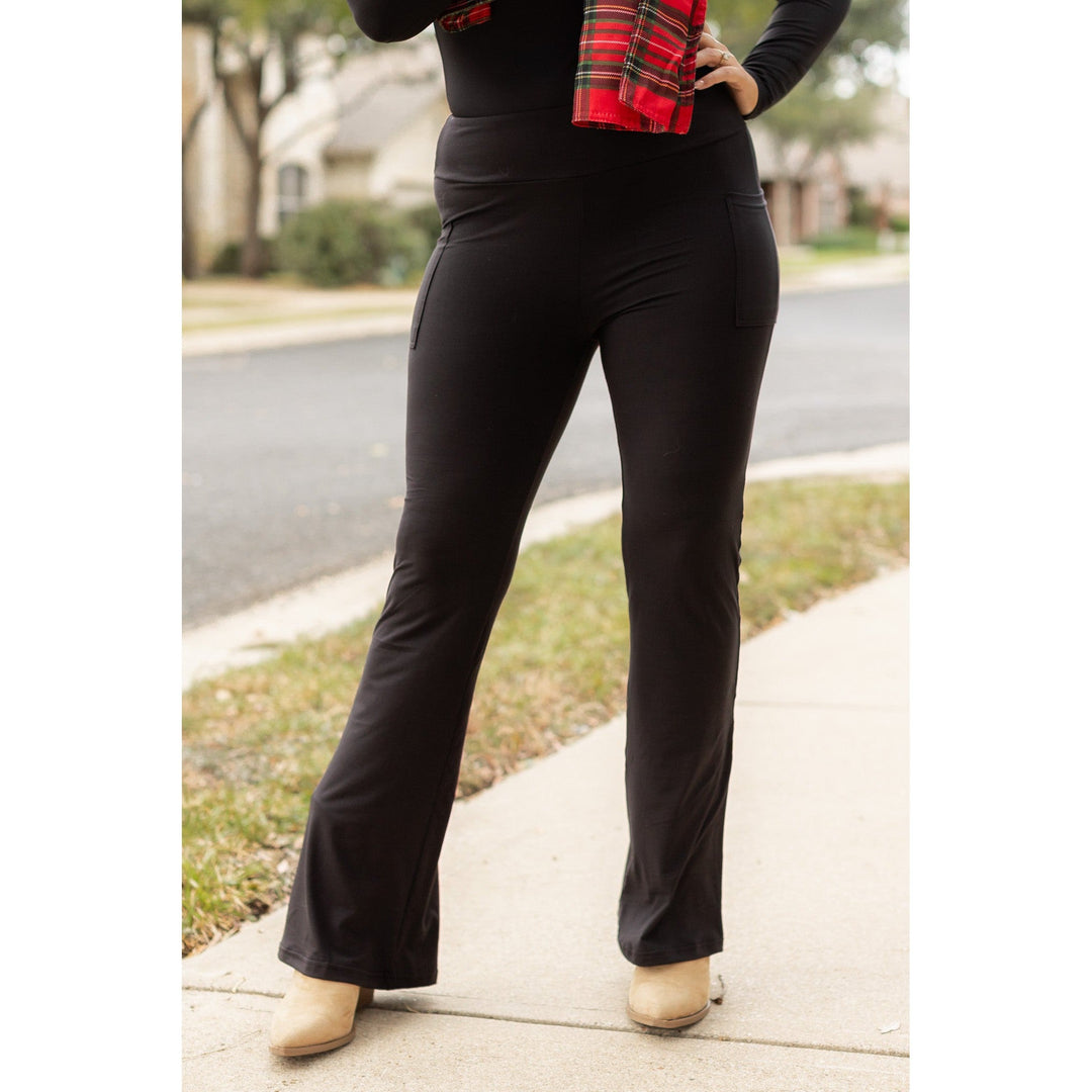 * OW Flare Leggings 30” - Black Bootcut Leggings