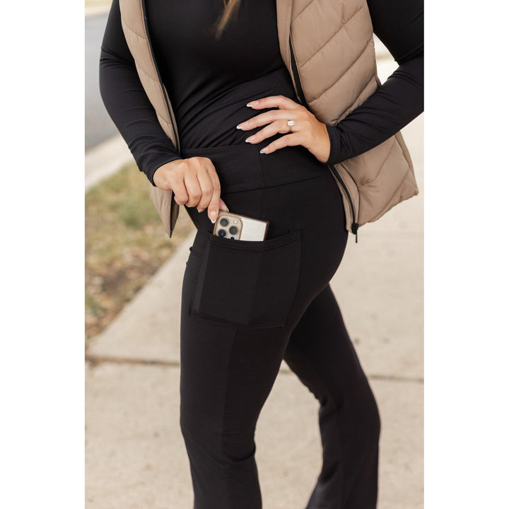 * OW Flare Leggings 30” - Black Bootcut Leggings