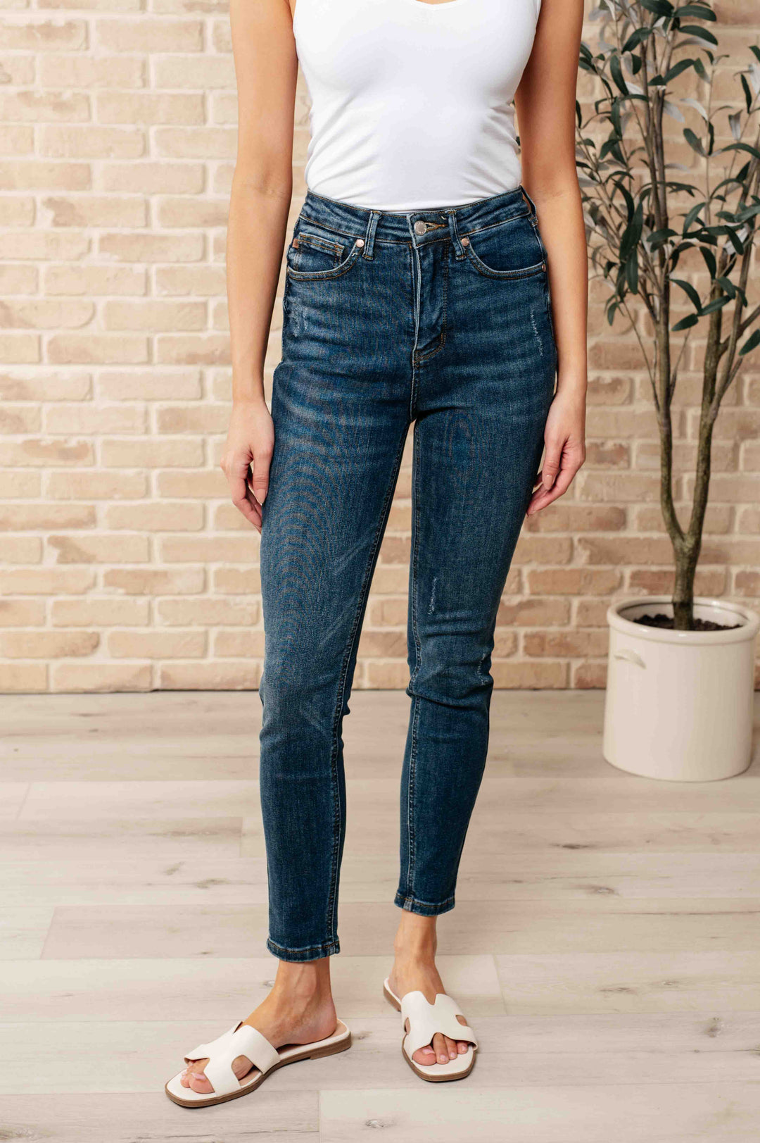 Cora High Rise *TUMMY CONTROL BUTT LIFT* Judy Blue Skinny Jeans