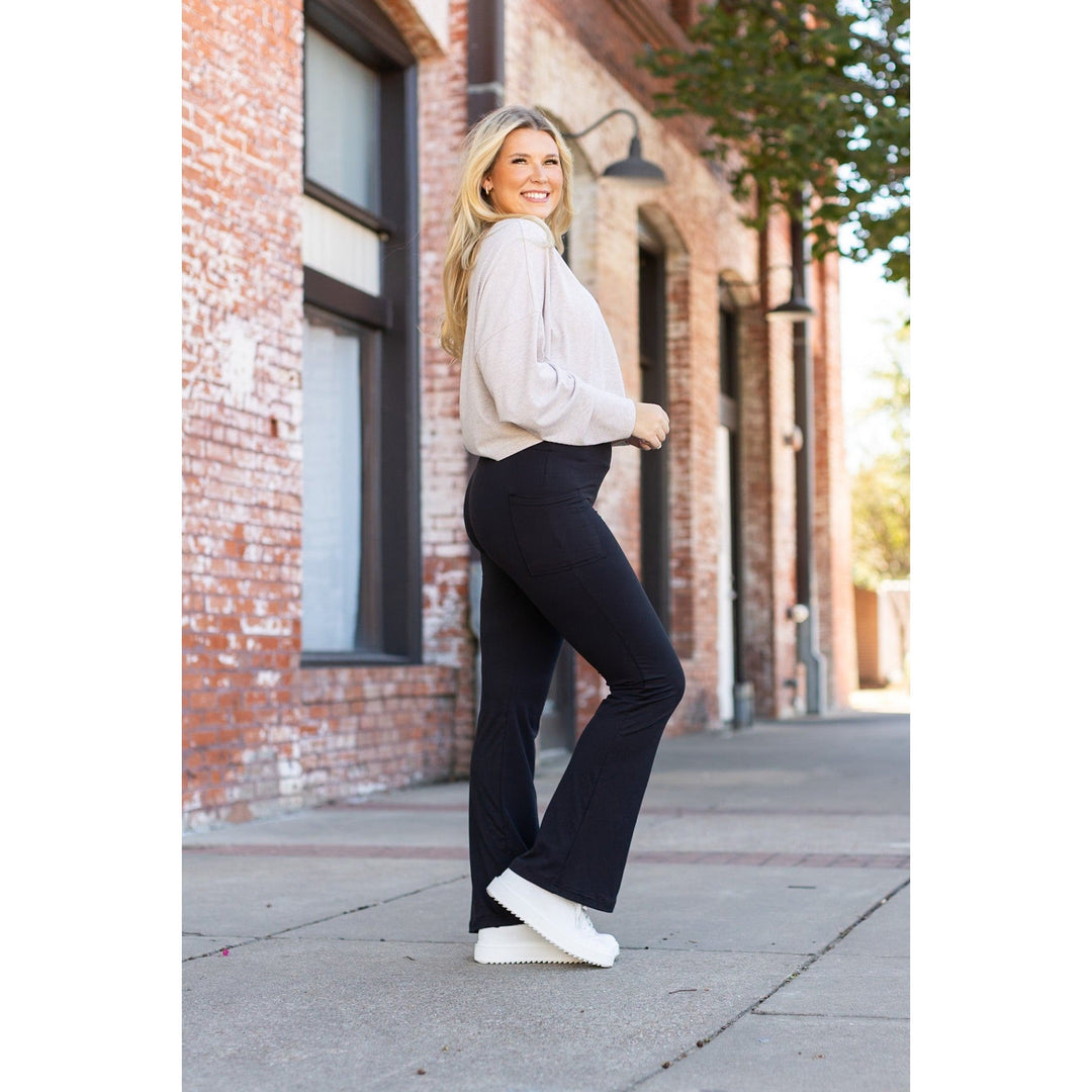 * OW Flare leggings - 27" Black Bootcut Leggings