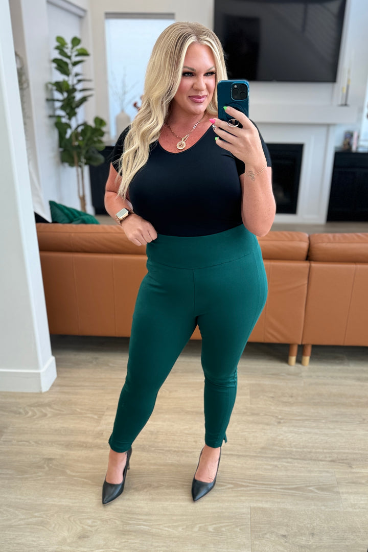 Magic Ankle Crop Skinny Pants in Hunter Green