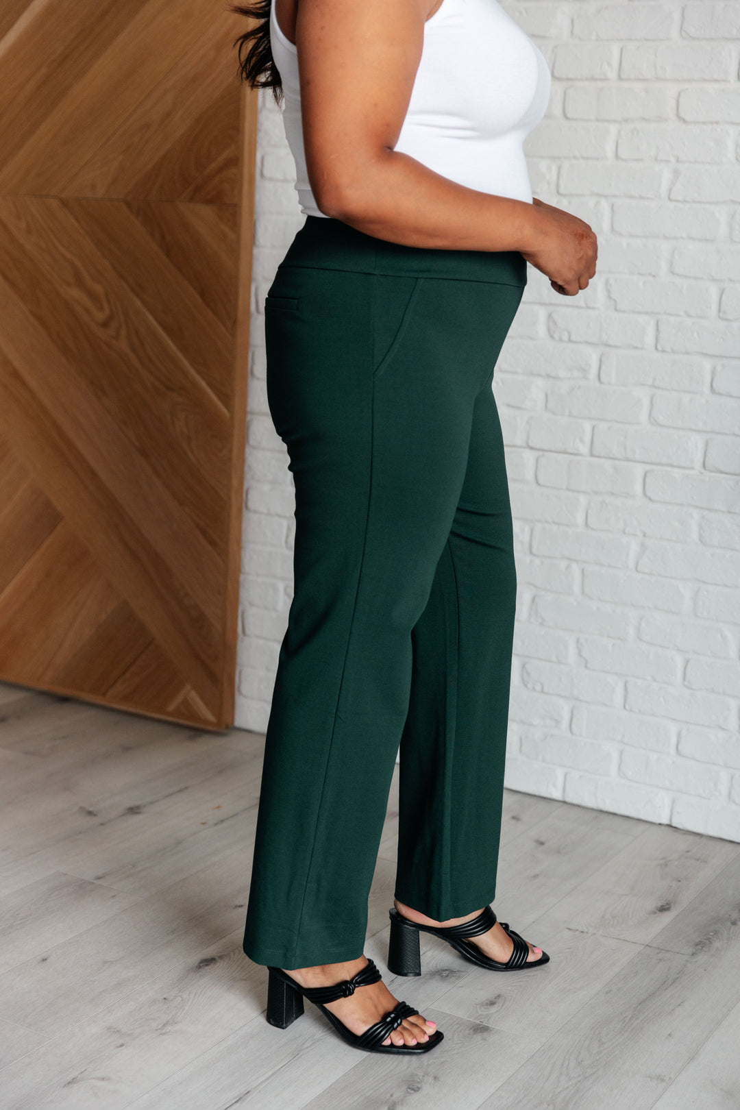 Magic Straight Pants in Hunter Green