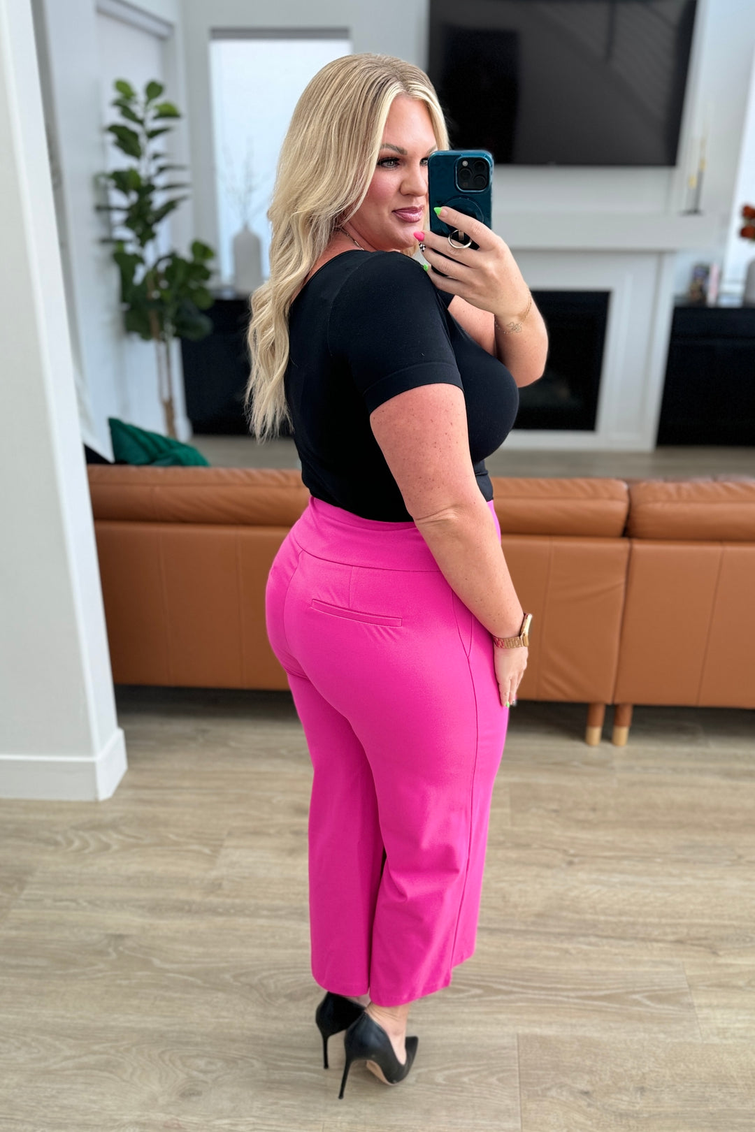 Magic Wide Leg Crop Pants in Hot Pink