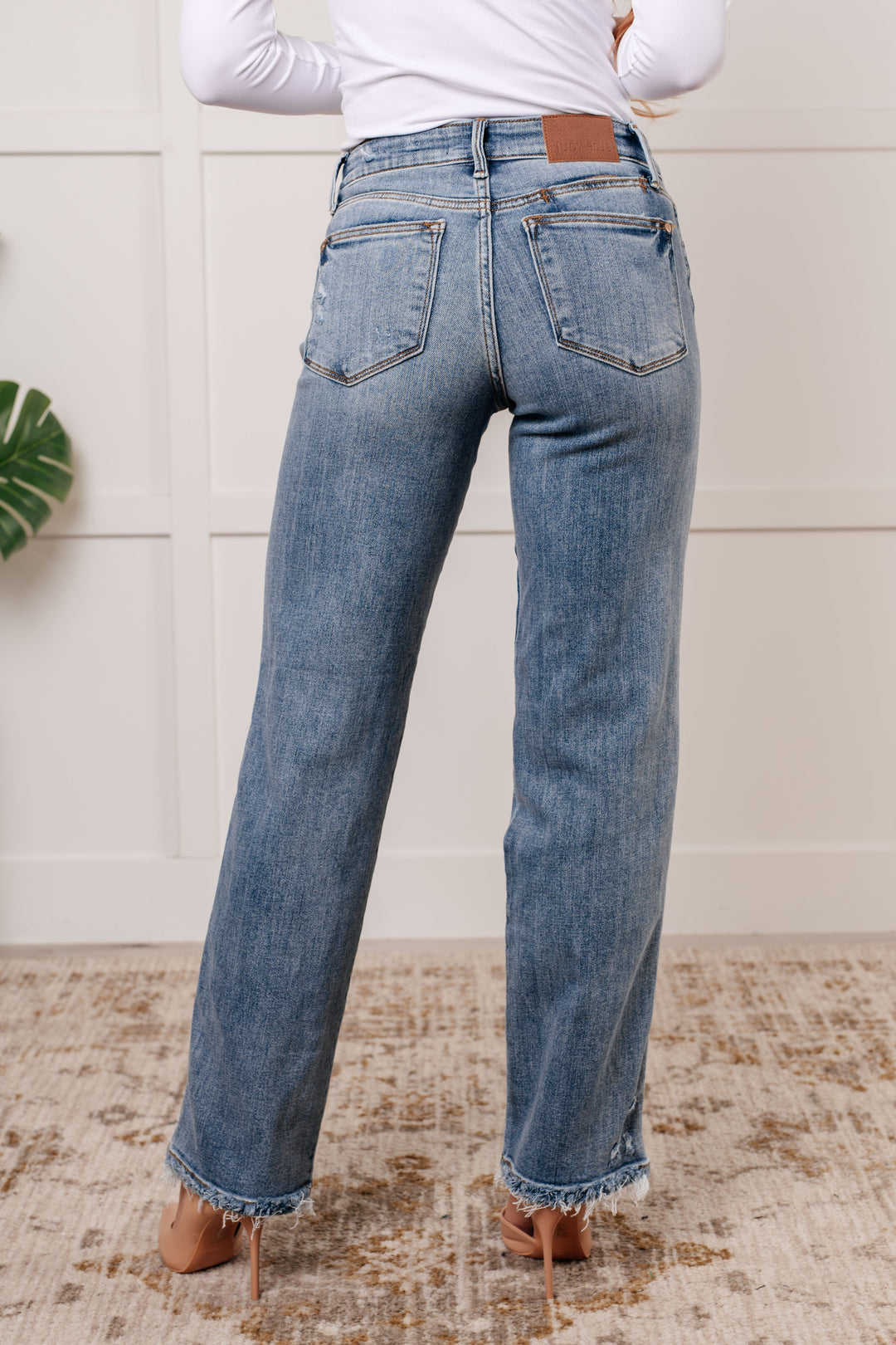 Quinn Mid Rise Cell Phone Pocket Judy Blue Dad Jeans