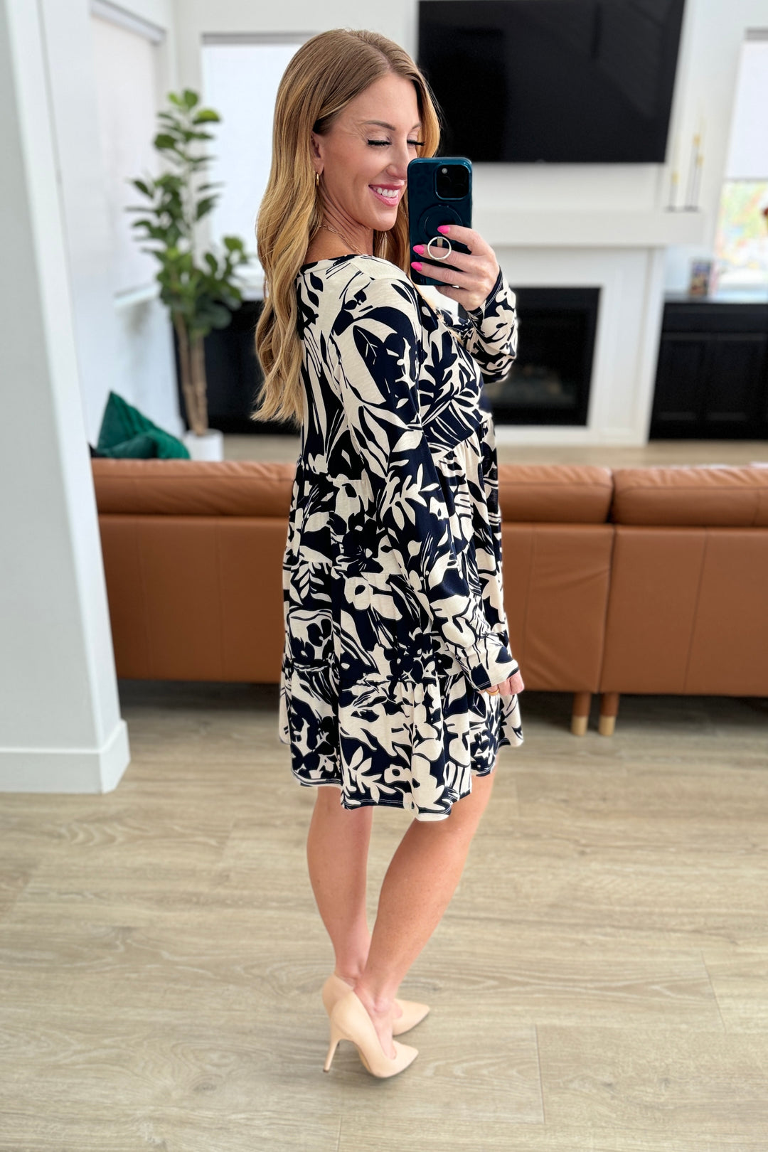 Worthwhile Moment Floral Tiered Dress in Oatmeal and Navy