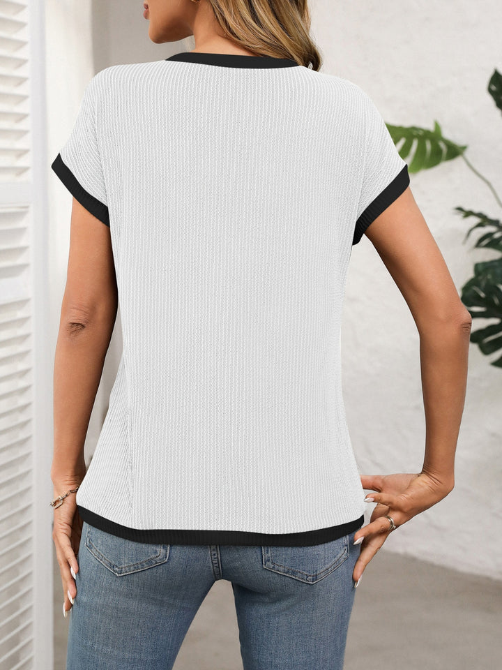 Contrast Trim Round Neck Short Sleeve T-Shirt