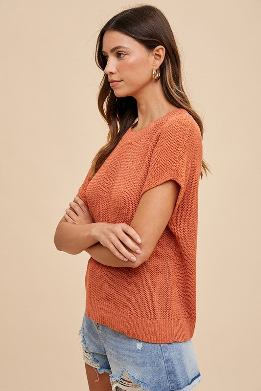 Annie Wear Round Neck Short Sleeve Sweater