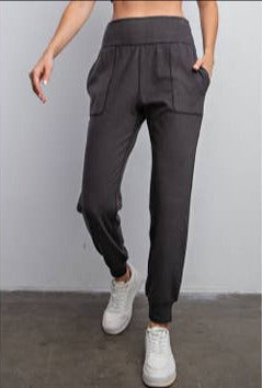 Rib Brushed Full Length Jogger Pant in Black