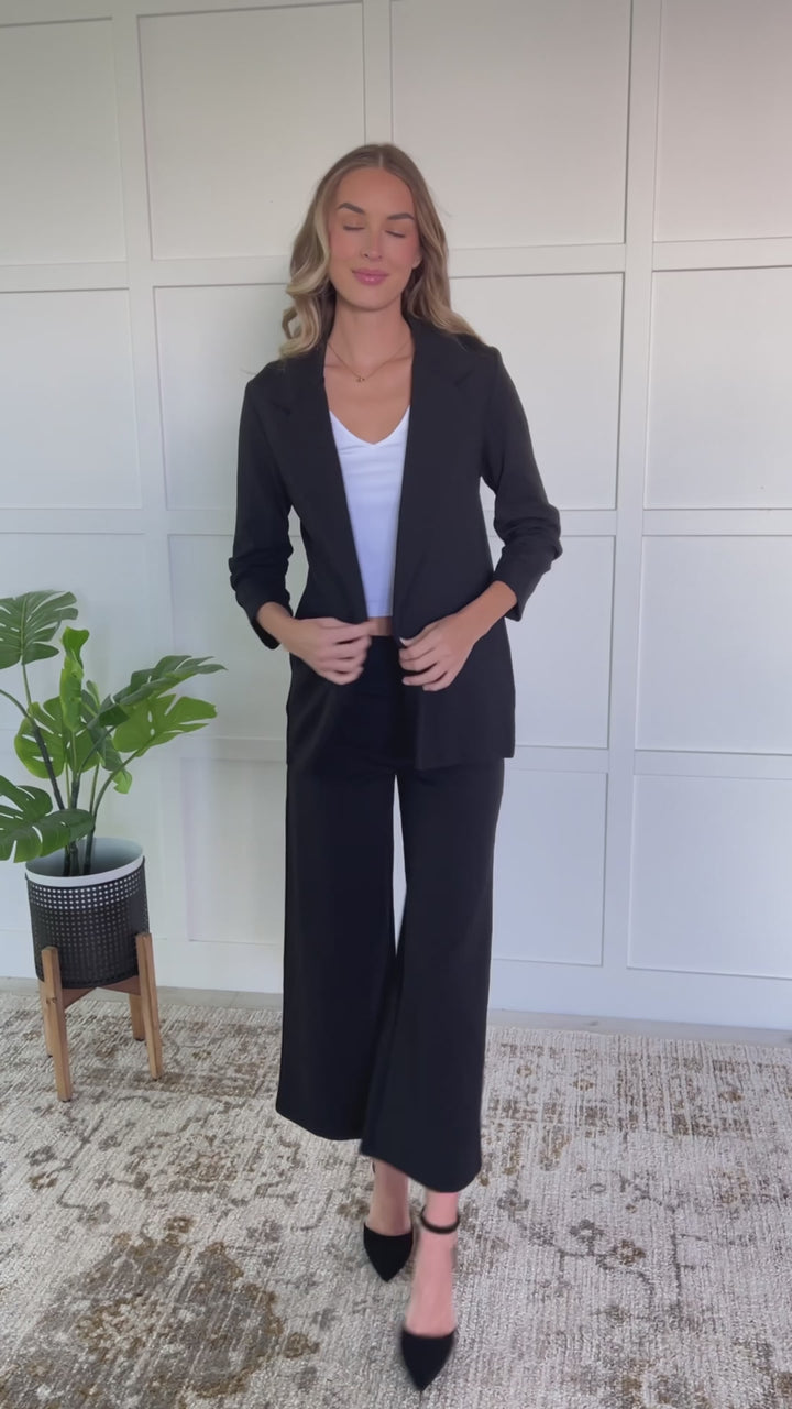 Magic Wide Leg Crop Pants in Black