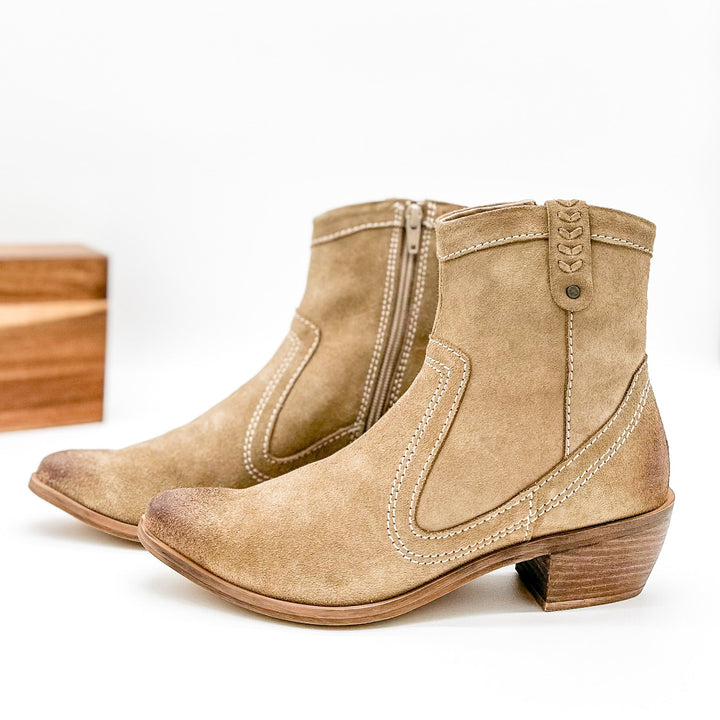 Smithy Suede Ankle Boot in Tan (8.5)